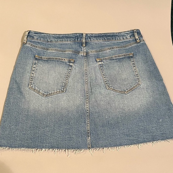 Loft Denim Skirt 14 **NWT** - Picture 3 of 4